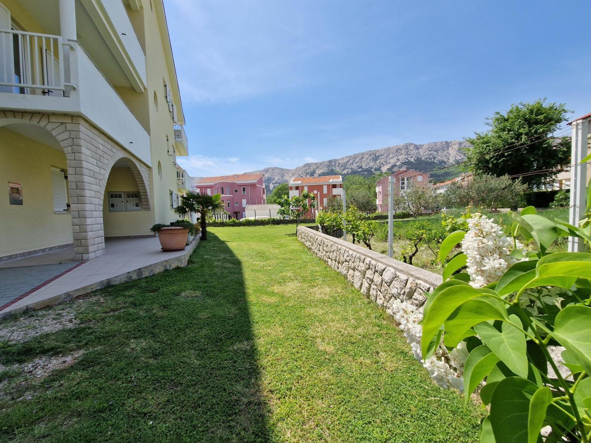 Apartments Josipa บัชกา ภายนอก รูปภาพ