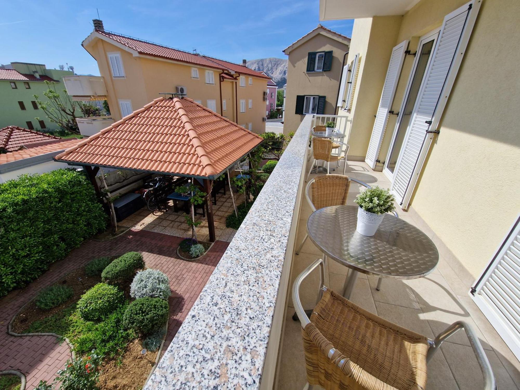 Apartments Josipa บัชกา ภายนอก รูปภาพ